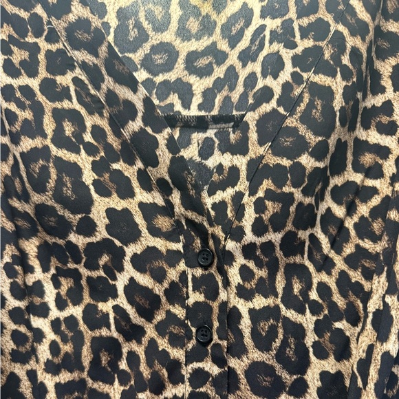 Michael, Michael Kors Leopard Print Long Sleeve V-neck Belted Dress Size XS - Picture 4 of 7